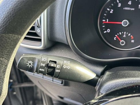 Used 2020 Kia Sportage LX w/ LX Popular Package image 21