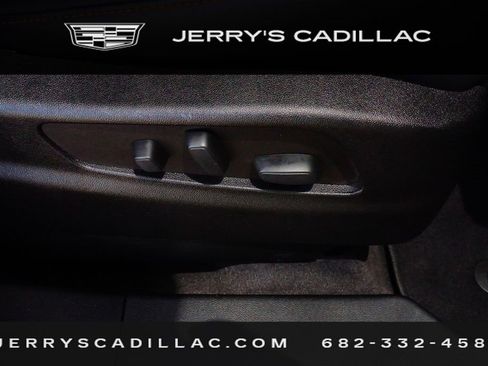 Certified 2022 Cadillac XT4 Sport w/ Comfort Package FWD image 25