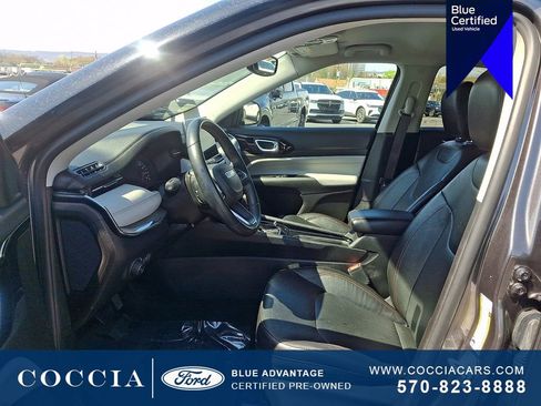 Used 2022 Jeep Compass Limited AWD/4WD image 13