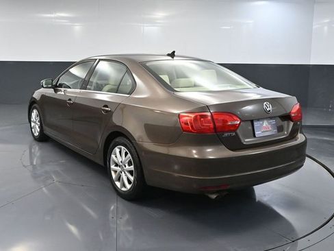 Used 2014 Volkswagen Jetta SE image 6