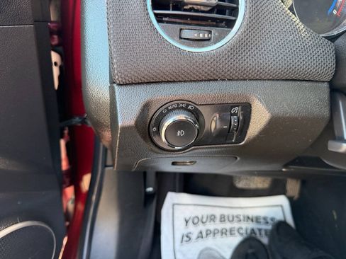 Used 2015 Chevrolet Cruze LTZ w/ Sun, Sound and Sport Package FWD image 12