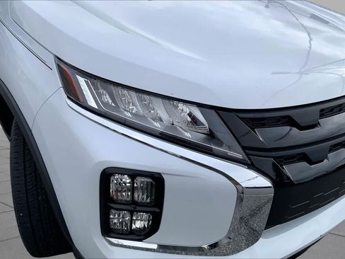 Used 2022 Mitsubishi Outlander Sport LE FWD image 26