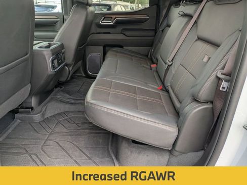 Used 2023 Chevrolet Silverado 1500 High Country w/ Technology Package AWD/4WD image 26
