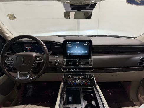 Used 2019 Lincoln Navigator Black Label w/ Cargo Package image 12