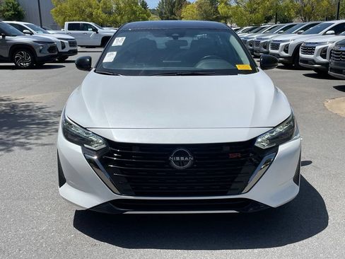 Used 2024 Nissan Sentra SR FWD image 2