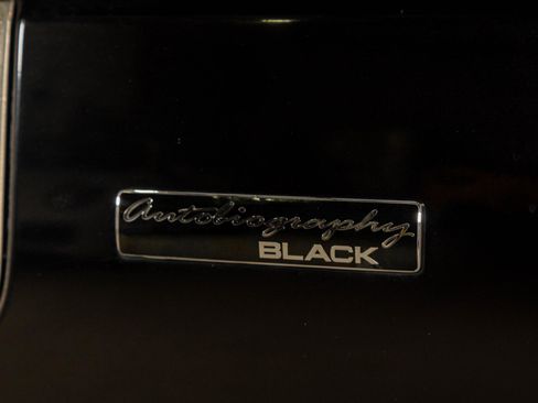 Used 2011 Land Rover Range Rover Autobiography AWD/4WD image 12