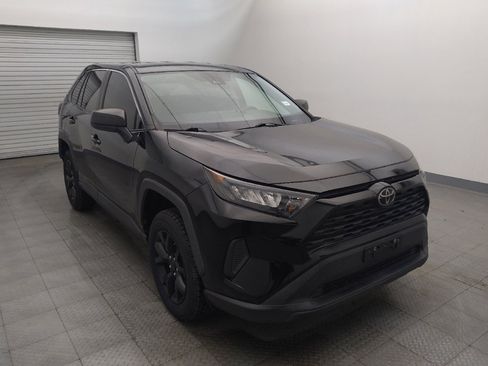 Used 2022 Toyota RAV4 LE image 13