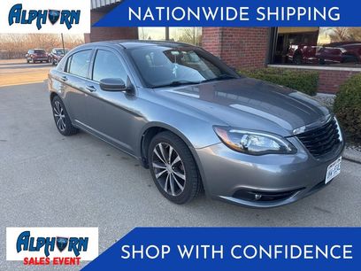 Used 2013 Chrysler 200 Touring w/ S Exterior Appearance Pkg