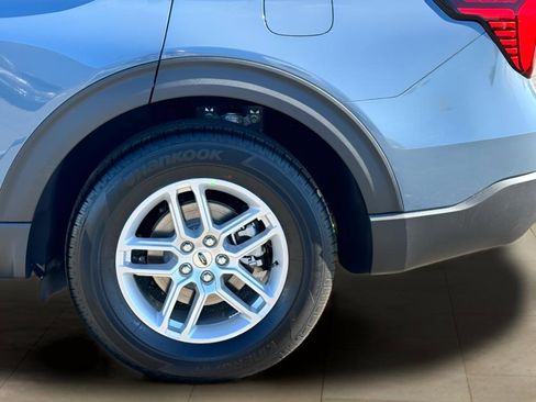 New 2026 Ford Explorer Active w/ Active Comfort Package image 39