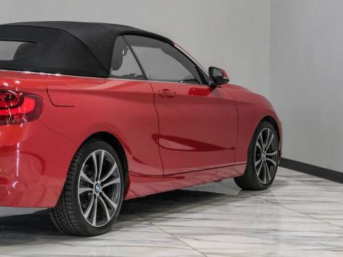 Used 2017 BMW 230i xDrive Convertible AWD/4WD image 17