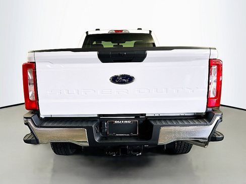 New 2025 Ford F350 XLT w/ FX4 Off-Road Package image 6