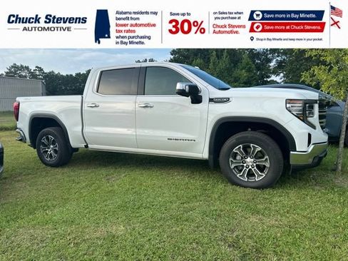Used 2026 GMC Sierra 1500 SLT AWD/4WD image 3