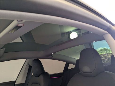 Used 2024 Tesla Model 3 RWD image 14