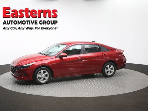Used 2023 Hyundai Elantra SE w/ Cargo Package FWD image 57