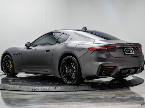 Used 2024 Maserati GranTurismo Trofeo AWD/4WD image 12