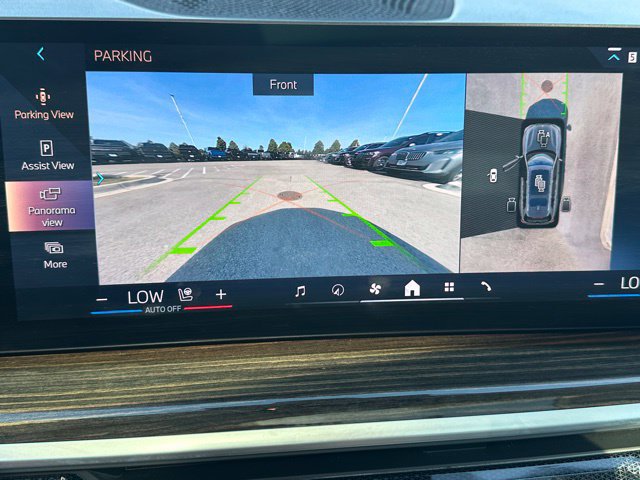 Used 2024 BMW X7 xDrive40i AWD/4WD image 30