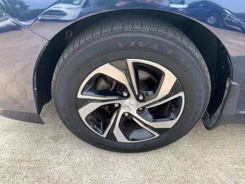 Used 2017 Honda Accord LX image 22