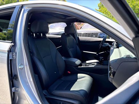 Used 2024 Honda Accord Sport image 7