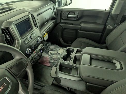 New 2026 GMC Sierra 3500 Pro w/ Convenience Package image 19