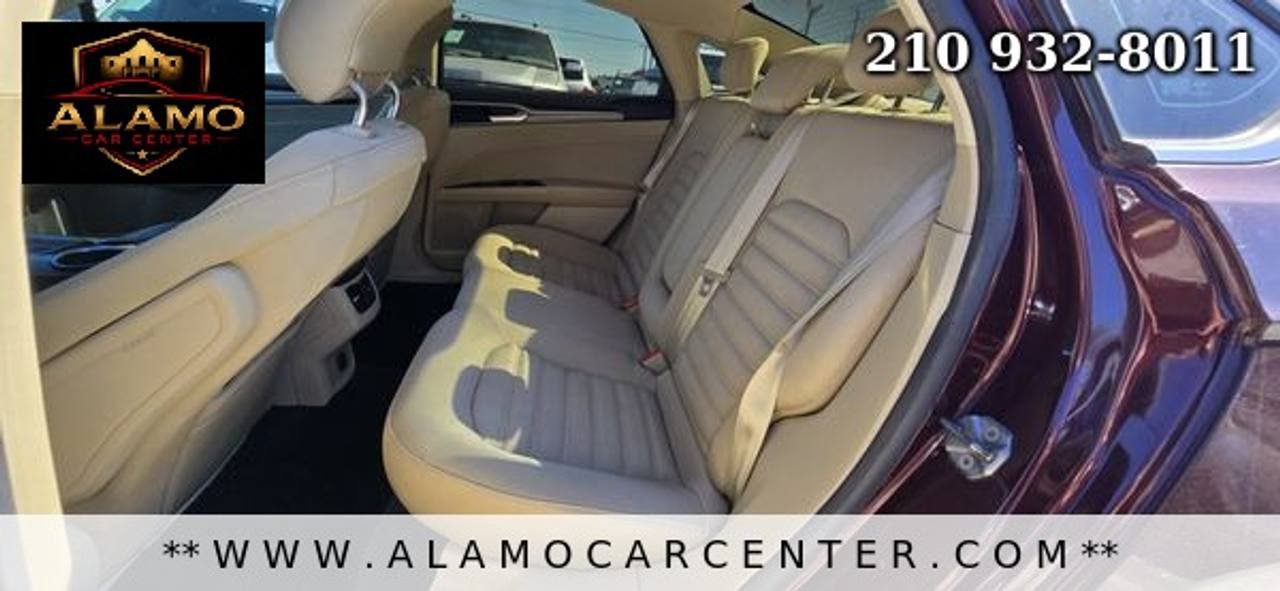 Used 2013 Ford Fusion SE FWD image 28