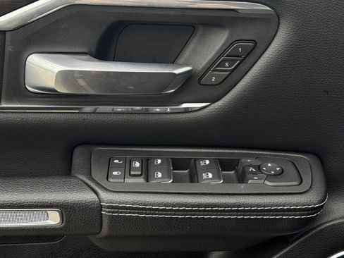 Used 2025 RAM 1500 Laramie w/ Sport Appearance Package AWD/4WD image 23