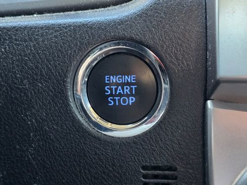 Used 2022 Toyota 4Runner Limited image 21