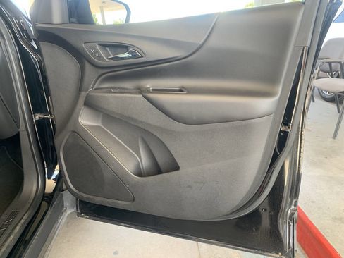 Used 2020 Chevrolet Equinox LT AWD/4WD image 11