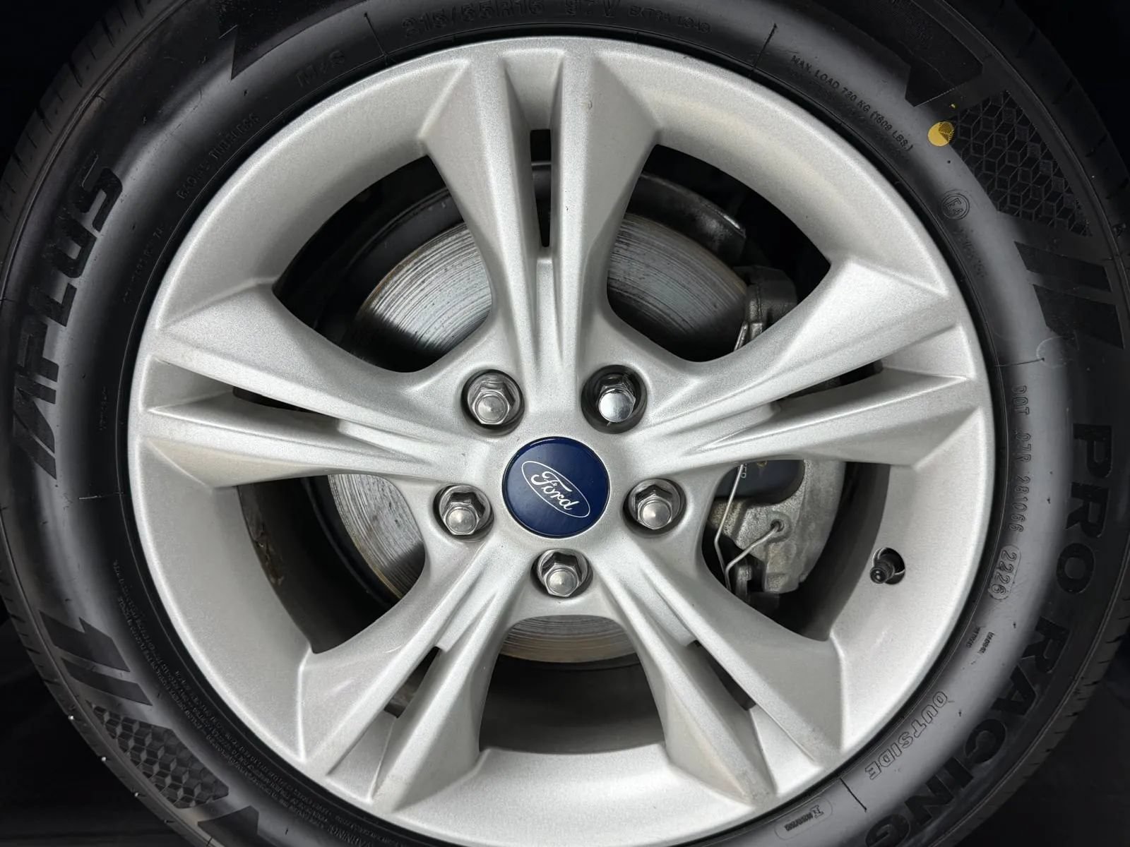 Used 2014 Ford Focus SE FWD image 8