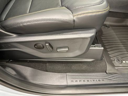 New 2026 Ford Expedition Tremor image 11