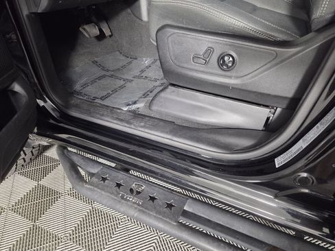 Used 2021 RAM 1500 Big Horn AWD/4WD image 12