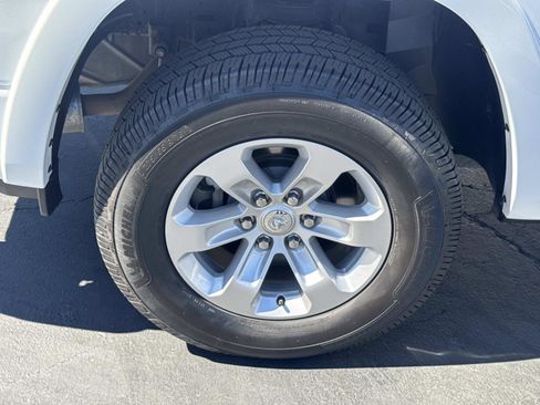 Used 2020 RAM 1500 Laramie image 30