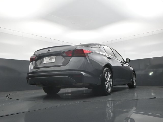 Certified 2025 Nissan Altima 2.5 S FWD image 35