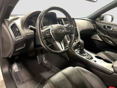 Used 2017 INFINITI Q60 2.0t w/ Premium Plus Package 2.0T image 9