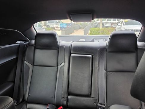 Used 2017 Dodge Challenger R/T Plus image 23