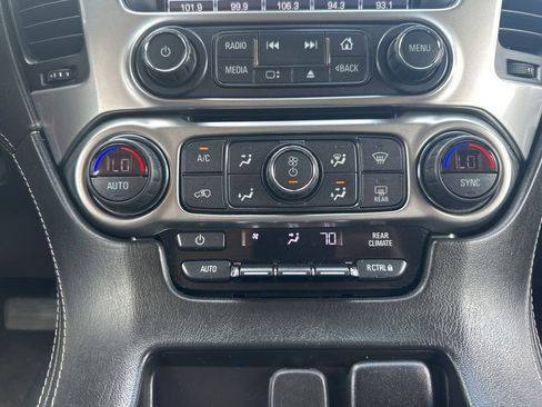 Used 2019 Chevrolet Tahoe LS AWD/4WD image 23