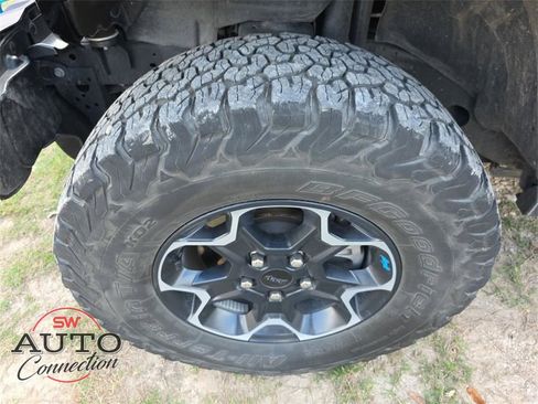 Used 2023 Jeep Wrangler Unlimited Rubicon 4xe image 17