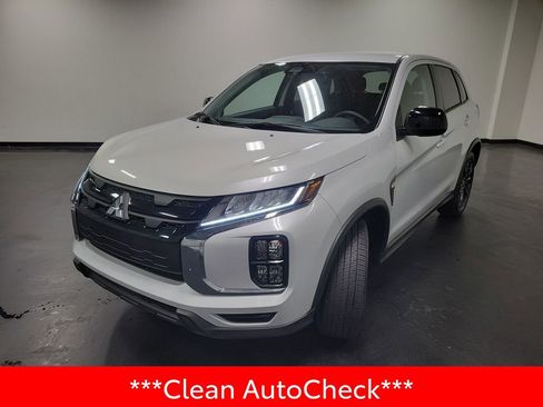 Used 2025 Mitsubishi Outlander Sport LE AWD/4WD image 4