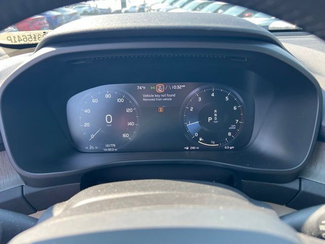 Used 2020 Volvo XC40 T5 Inscription w/ Protection Package Premier AWD/4WD image 18