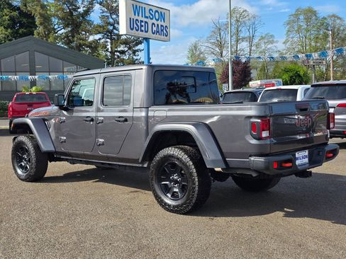 Used 2021 Jeep Gladiator Mojave image 2