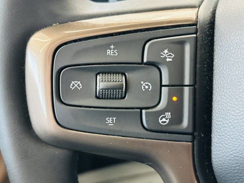 Used 2024 Chevrolet Suburban High Country AWD/4WD image 45