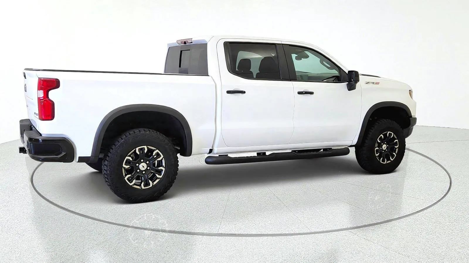 Used 2025 Chevrolet Silverado 1500 ZR2 AWD/4WD image 9