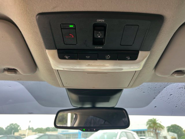 Used 2021 Nissan Sentra SR w/ SR Premium Package FWD image 26