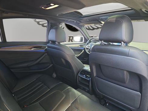 Used 2019 BMW 540i w/ M Sport Package image 13