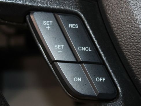 Used 2021 Ford F550 4x4 Regular Cab Super Duty image 32