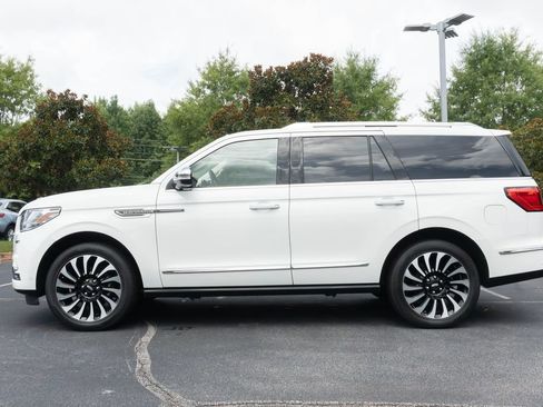Used 2020 Lincoln Navigator Black Label AWD/4WD image 8