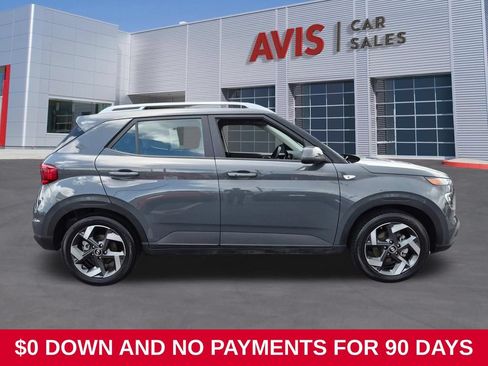 Used 2025 Hyundai Venue SEL FWD image 5