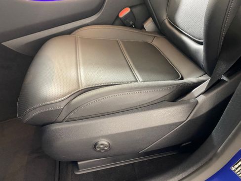 Used 2026 Mercedes-Benz GLC 300 4MATIC image 12