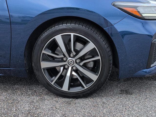 Used 2022 Nissan Maxima SV w/ Floor Mat Group FWD image 12