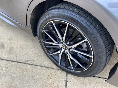 Used 2023 Toyota Camry SE image 29