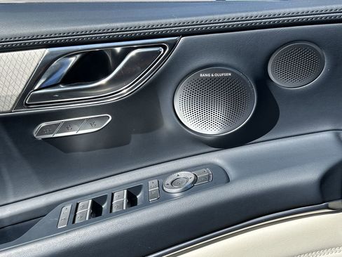 Used 2025 Genesis GV80 3.5T Prestige image 24